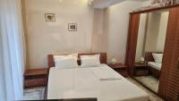 Eva apartments - B&B Mamaia