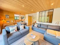 Appartement lumineux, chalet rénové, centre Les Gets, 6 pers, proche pistes, parking - B&B Les Gets