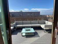 Stunning and central three bedroom Penthouse with roof terrace - Ferienwohnung Edinburgh