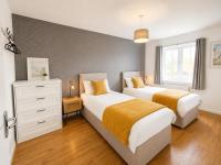 3 Bedroom House By Trinity Stays Short Lets & Serviced Accommodation Cambridge With Free WiFi & Parking - B&B Cambridge