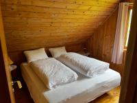 Enesi holiday house - Bed and Breakfast Hestenesøyra