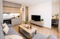 ALURE RESIDENCES 5 & 24h self check-in, private parking in front of the apartment building included, new building, the apartment building has its own park with a lake and outdoor fitness, children's playground, CITY CENTER - Bed and Breakfast Banská Bystrica