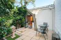 Paradiso Guesthouse & Self-catering Cottage - Bed and Breakfast Kaapstad
