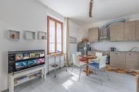 Lake Whisper - Garden, Mountains & Free Parking - Chambres d'hôtes Malgrate