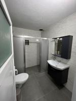 Lori Hostel - The House Where Green and Blue Meet - Ferienwohnung Yeniyol