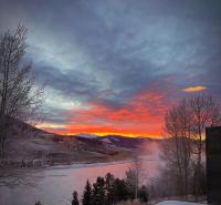 Perfect Mountain Lake Retreat - Bear Loon Lodge - B&B Dillon