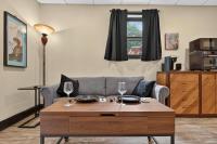 Cozy, Pet-Friendly Retreat in Hickory w/ Fire Pit! - Bed and Breakfast Hickory