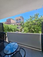 Level up - A Duplex , Modern 2-Level Apartment - Bed and Breakfast Alexandroupolis