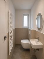 Modernes Apartment - Bis 5 Personen - Terasse & Küche & WLAN - W1 - B&B Dormagen