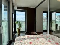 GARDEN towers panoramic view FREE parking - B&B Praga