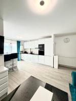 Blue Apartment with Free Parking&Self Check-in - B&B Bistriţa