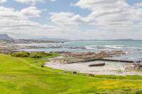 Groot Kabeljou Oceanfront Family Fun Kleinbaai - B&B Kleinbaai