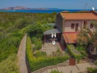 Relax at Lentischi - Private Veranda & BBQ by Host Hero - Ferienwohnung Stintino