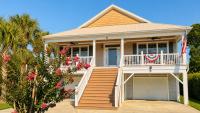 Spacious 4BR Getaway by Coastal Hotspots - B&B Myrtle Beach