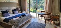 King Room with Spa Bath