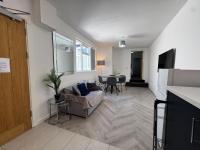 Stylish Jewellery Quarter Apartment Walk to City - B&B Birmingham