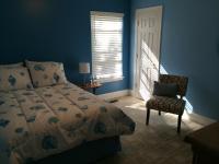 Room for 2 in Cottage near Beach - B&B Virginia Beach