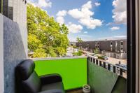 Urban Living 3 minutes from S-Train - Bed and Breakfast Albertslund