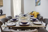 Designer Apartment Near Seafront with Balcony & Patio - B&B Gżira