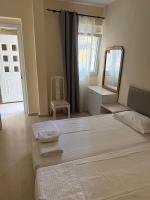 Aristidis Garden1 - Bed and Breakfast Párga