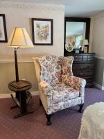 Chambre Lit Queen-Size - Vue sur Piscine