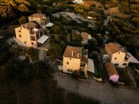 Revera Traditional Stone Villas, Apartments & Studios - B&B Koróni