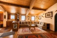 Cesa Linda by AMA Val di Fassa - B&B Campitello di Fassa