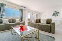 Amazing Penthouse wlarge terrace - 1BedRoom -Goya - Bed and Breakfast Madrid