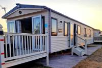 A stunning high spec 6 berth caravan by the sea - B&B Rhyl