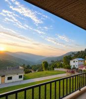 Spacious 3BR 5 Min to Chairlift Mountain Views - B&B Patriata