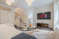 Harrow 3 Bed Duplex, Pool Table 4 stops to Wembley - B&B Hatch End