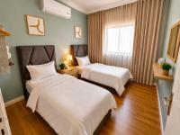 شقة واسعة وأنيقة ثلاث غرف نوم - B&B Khobar