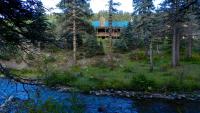 Antlers Riverside Lodge - B&B Red River