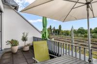 Ferienwohnung Urlaubsglück- lichtdurchflutete Wohnung mit Balkon und Seesicht - Bed and Breakfast Lindau