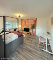Modern Boutique Studio with Private Entrance and Parking - B&B Pfullingen