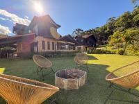 Casa 02 Vale Boa Vista - Casa em Condomínio Exclusivo com Vista para as Montanhas e Área de Lazer Completa - Chambres d'hôtes Teresópolis