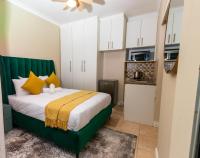 IsikaSea Luxury Guesthouse - Ferienwohnung Port Elizabeth
