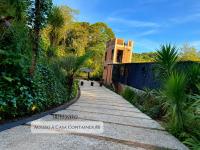 Casa Container 80 - Suítes privativas e sofisticadas integradas à natureza - B&B Campos do Jordão