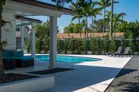 Baby Camellia Modern, Luxurious And Spacious House - B&B Hollywood
