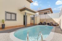 Casa Amarela With Heated Pool & Games Area - Bed and Breakfast Funchal