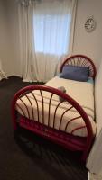 Standard Twin Room with Shared Bathroom
