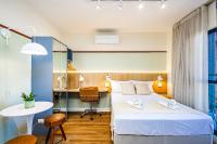 Apto com Garagem, Sacada, Ar Quente Frio, Academia - B&B Curitiba