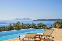 Villa Atokos Infinity Escape & Sea Views - Bed and Breakfast Sývota
