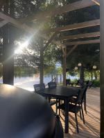Private Riverside Cabin, Utajärvi - B&B Korhola