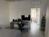Studio Apartment with One Double Bed