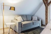 Charming Riga Loft with Historic Beams, Sleeps 6 - B&B Riga