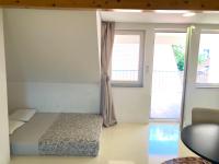 Castle view Terrace AC apartment - B&B Lubiana