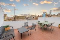 AS21778- Magnifique P3 avec terrasse au cœur du Centre ville dans une maison de caractère - Chambres d'hôtes Le Grau-du-Roi