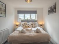 Etive House - 3 bedroom stylish home - B&B Cumbernauld
