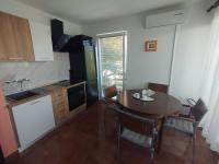 Apartment Hribar 2 - B&B Ravni
